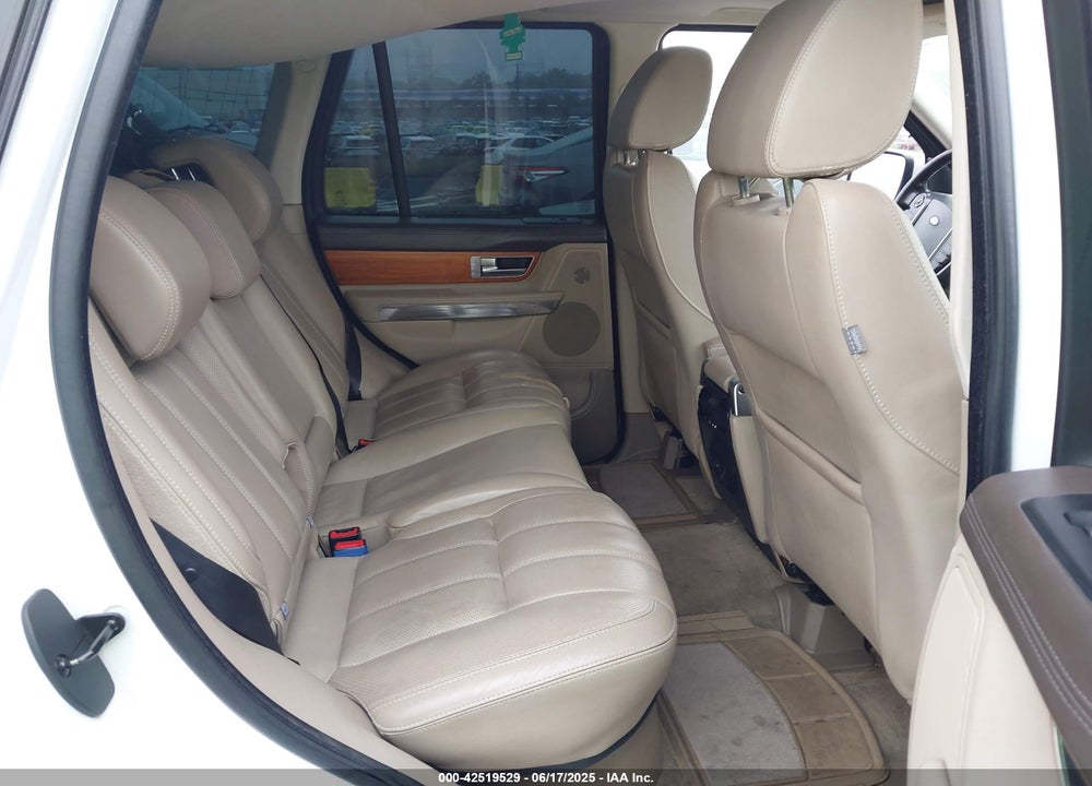 2011 LAND ROVER RANGE ROVER SPORT VIN: SALSK2D40BA264515