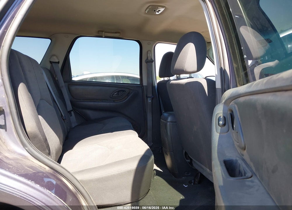 2006 MAZDA TRIBUTE I VIN: 4F2YZ02Z76KM20615