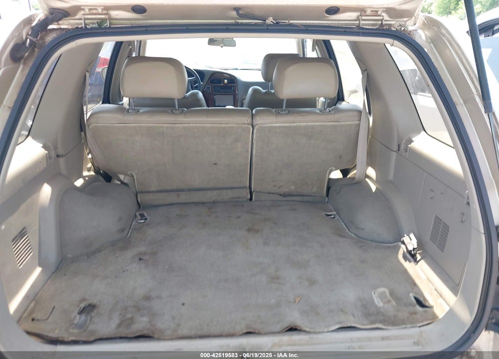1999 INFINITI QX4 LUXURY VIN: JNRAR05Y3XW048978