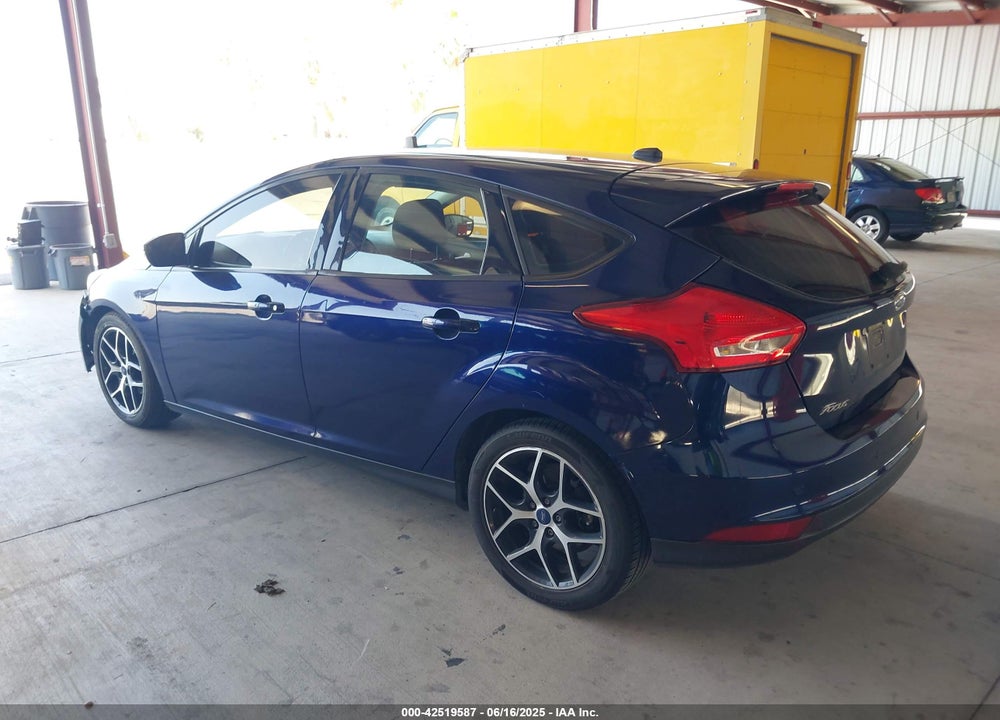 2017 FORD FOCUS SEL VIN: 1FADP3M27HL263743