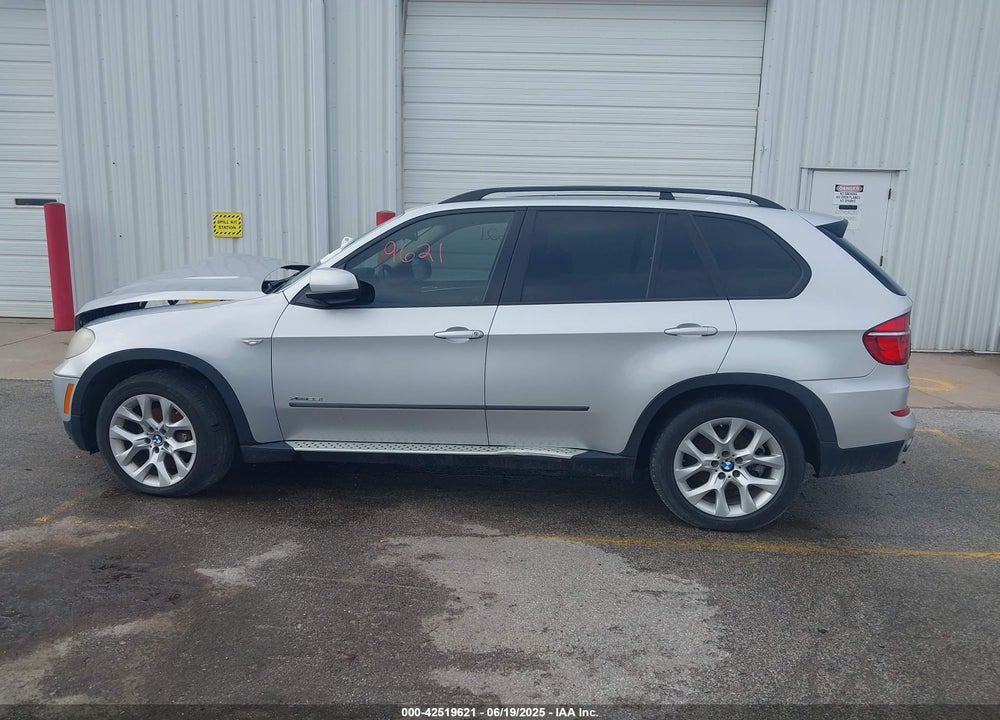 2011 BMW X5 VIN: 5UXZV4C55BL400935