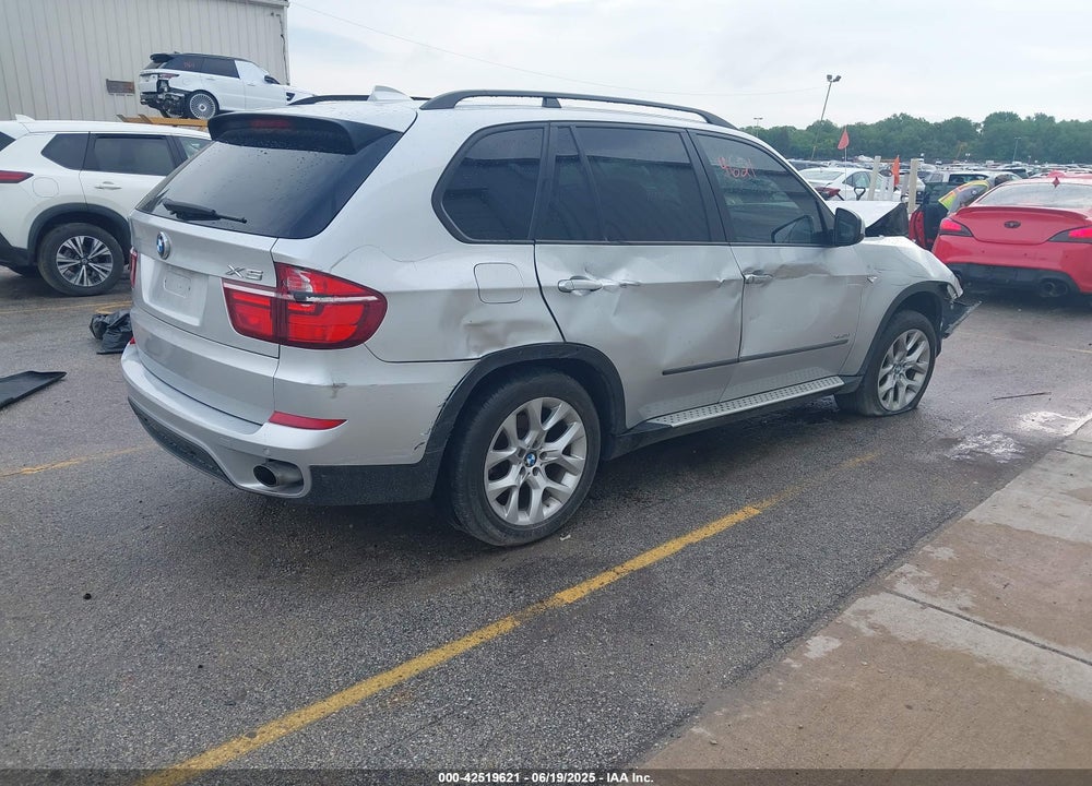 2011 BMW X5 VIN: 5UXZV4C55BL400935