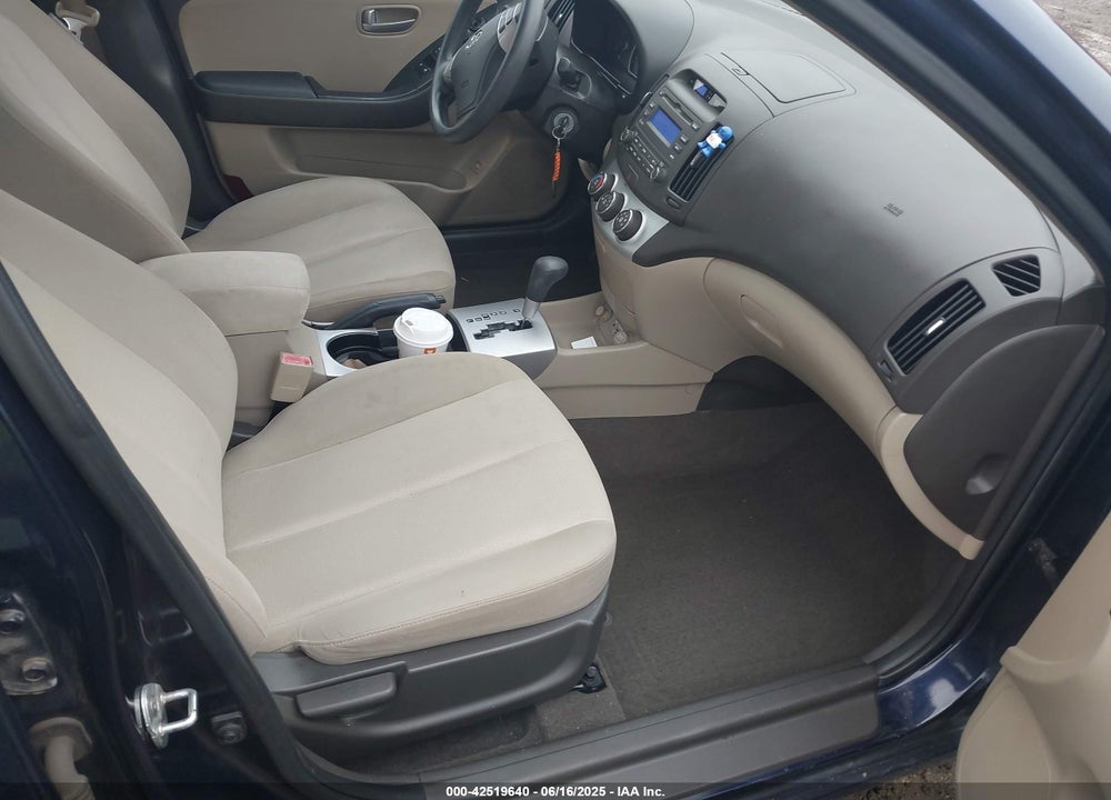 2009 HYUNDAI ELANTRA VIN: KMHDU46D19U823660