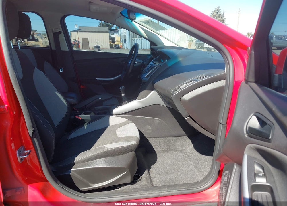 2012 FORD FOCUS VIN: 1FAHP3K22CL355808