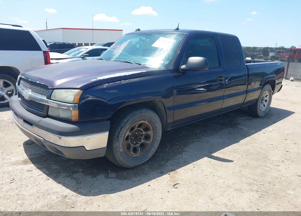 2005 CHEVROLET SILVERADO 1500 LS VIN: 2GCEC19T551197663