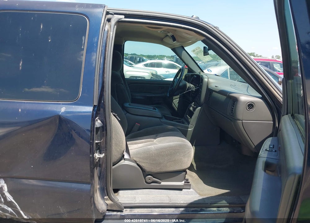 2005 CHEVROLET SILVERADO 1500 LS VIN: 2GCEC19T551197663