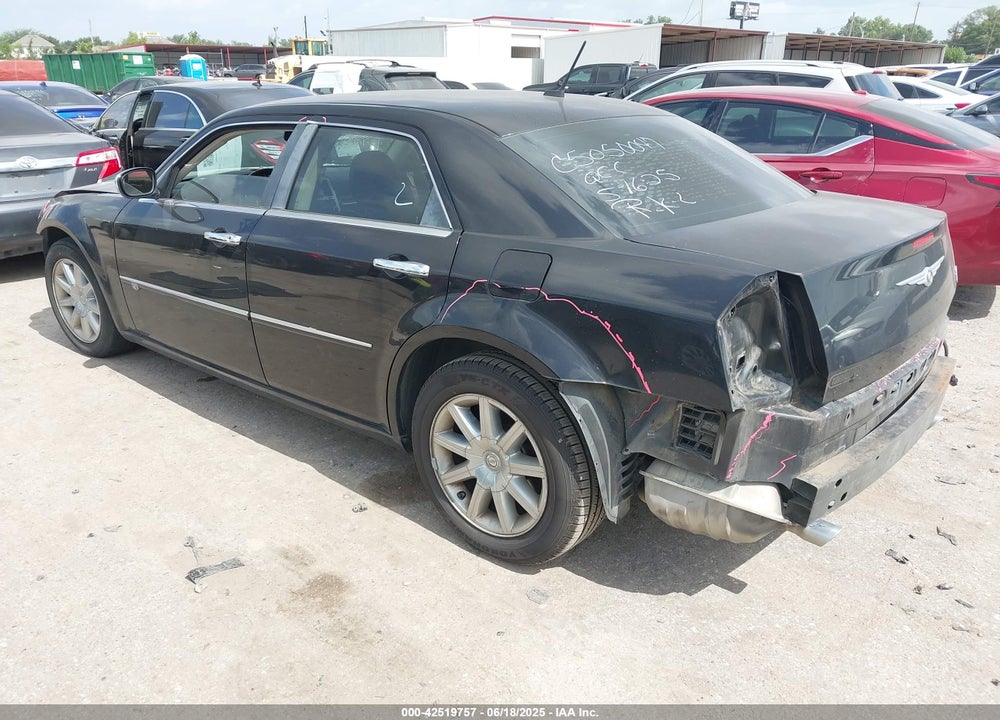2008 CHRYSLER 300 VIN: 2C3LA63H18H288959