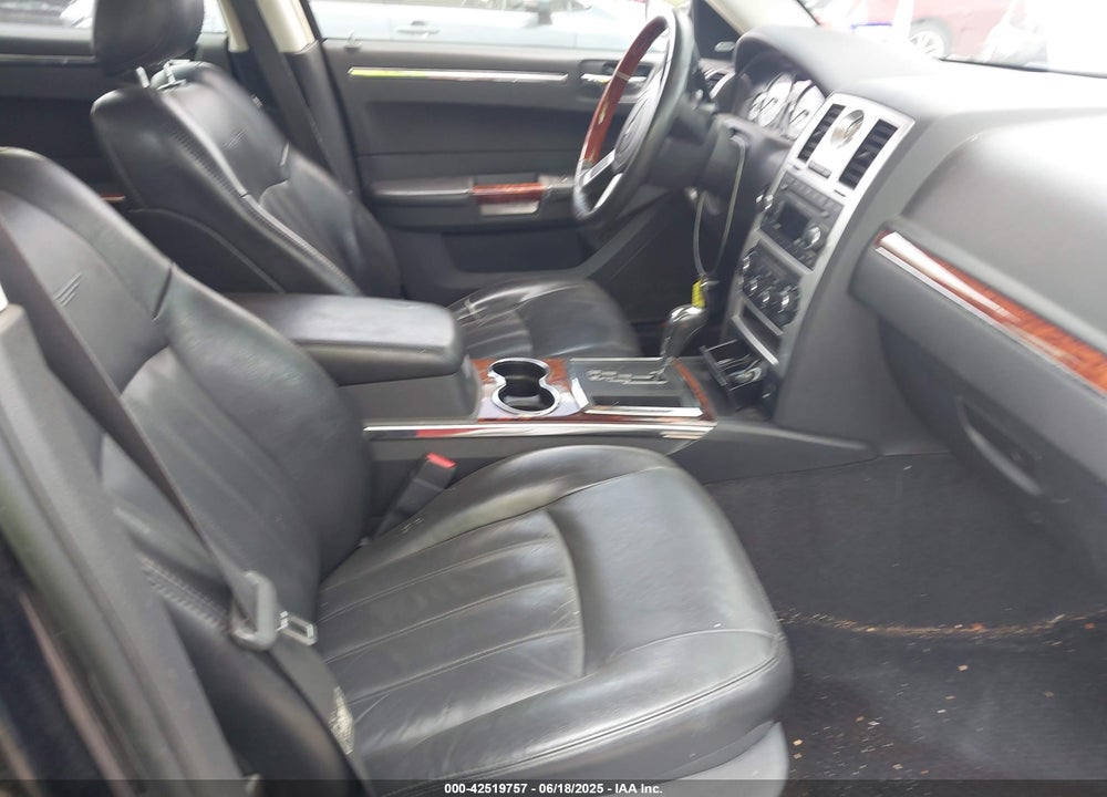 2008 CHRYSLER 300 VIN: 2C3LA63H18H288959
