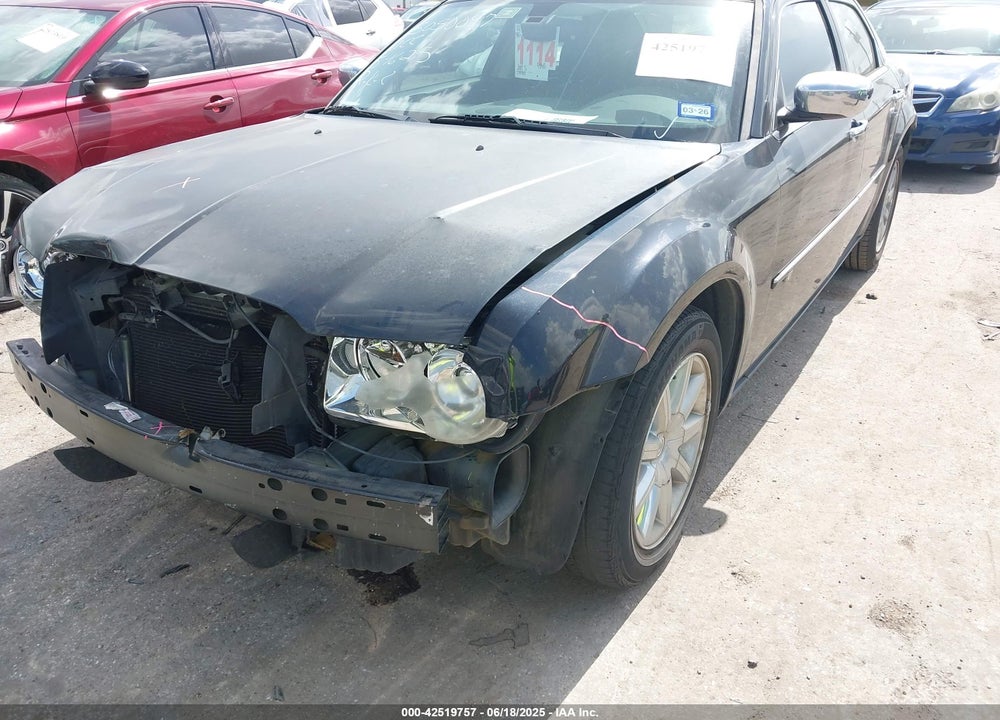 2008 CHRYSLER 300 VIN: 2C3LA63H18H288959