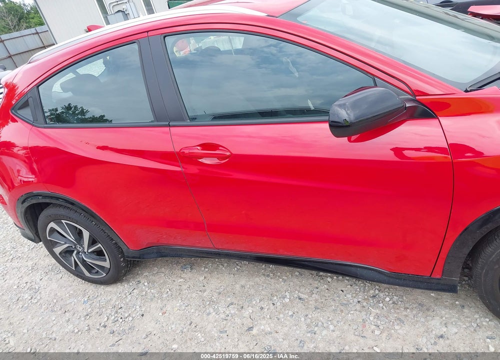 2019 HONDA HR-V VIN: 3CZRU6H16KG726157