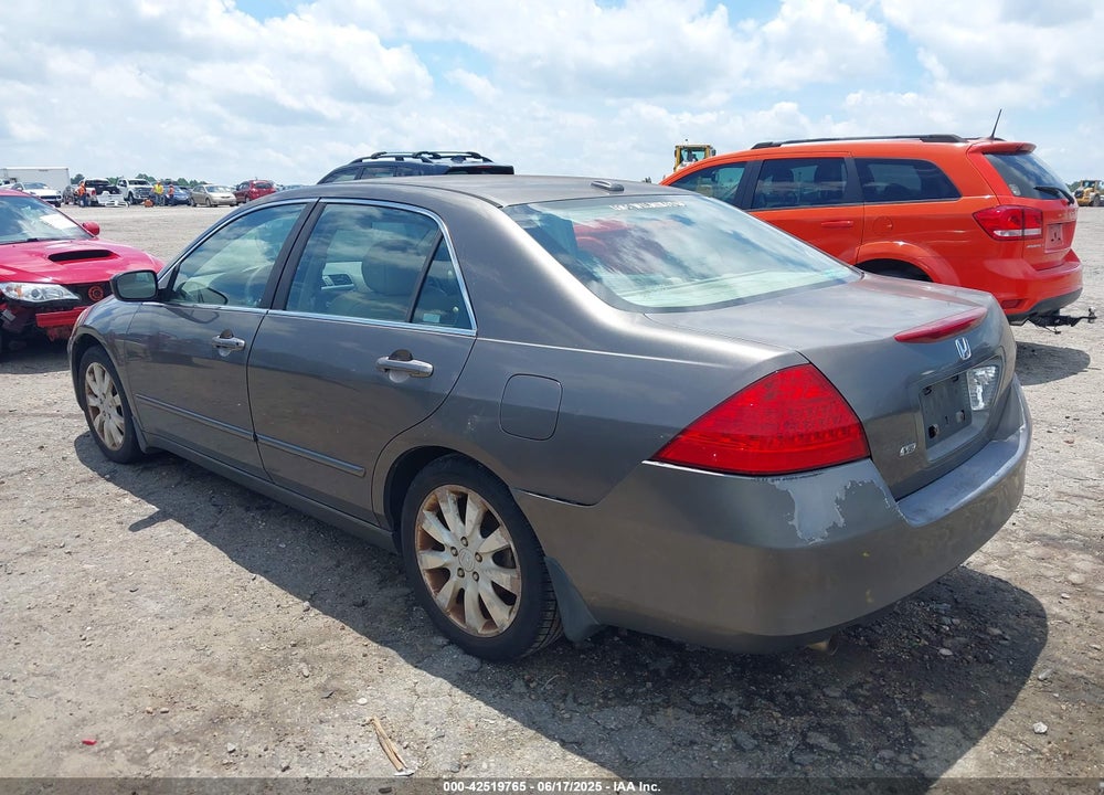 2006 HONDA ACCORD 3.0 EX VIN: 1HGCM66586A075881