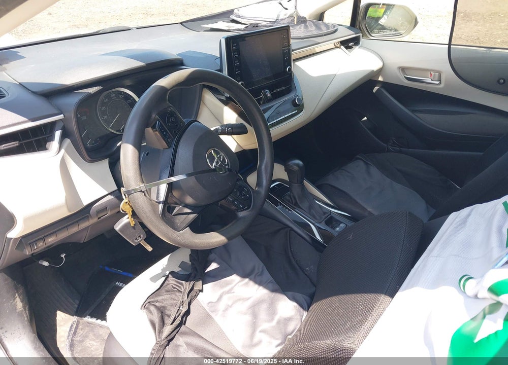 2020 TOYOTA COROLLA LE VIN: JTDEPRAE2LJ003433