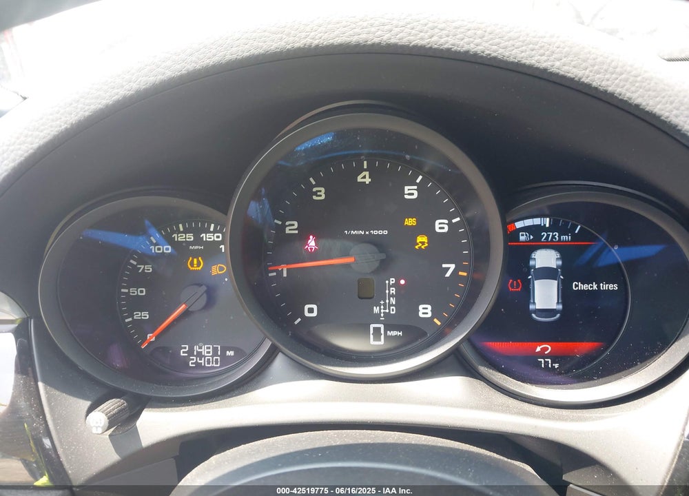 2018 PORSCHE MACAN VIN: WP1AA2A53JLB03015