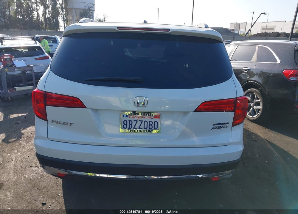 2017 HONDA PILOT VIN: 5FNYF6H96HB095958