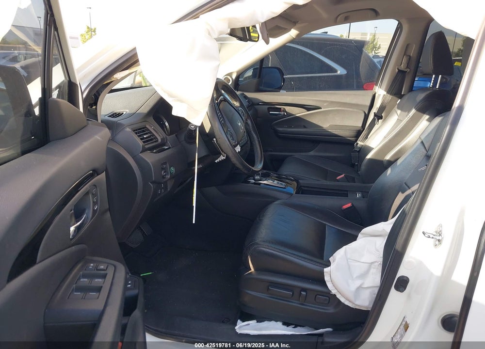 2017 HONDA PILOT VIN: 5FNYF6H96HB095958