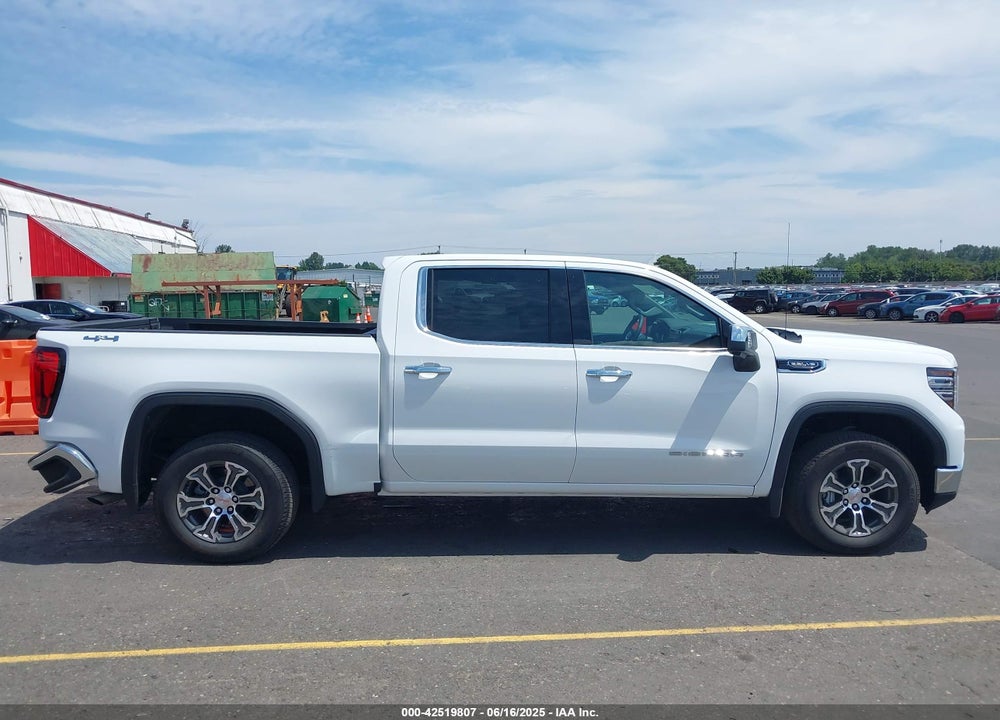 2025 GMC SIERRA 1500 4WD SHORT BOX SLT VIN: 1GTUUDED9SZ244849