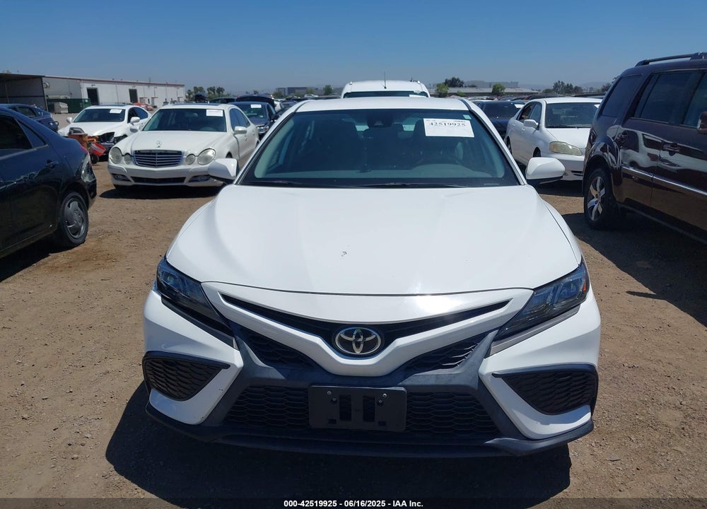 2021 TOYOTA CAMRY VIN: 4T1G11AK4MU594264