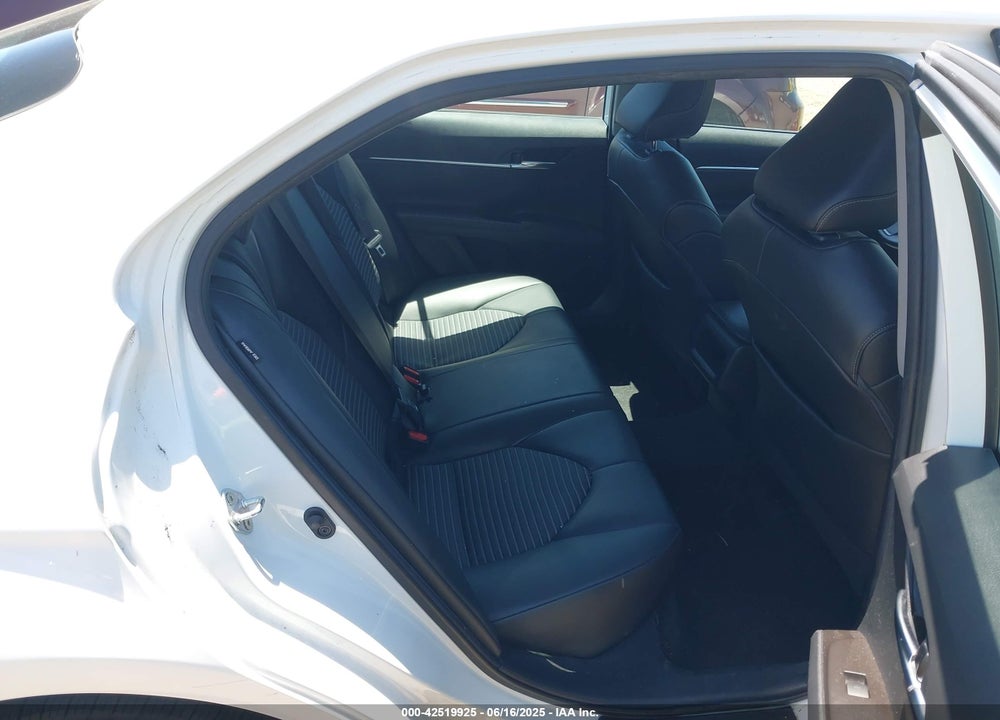 2021 TOYOTA CAMRY VIN: 4T1G11AK4MU594264
