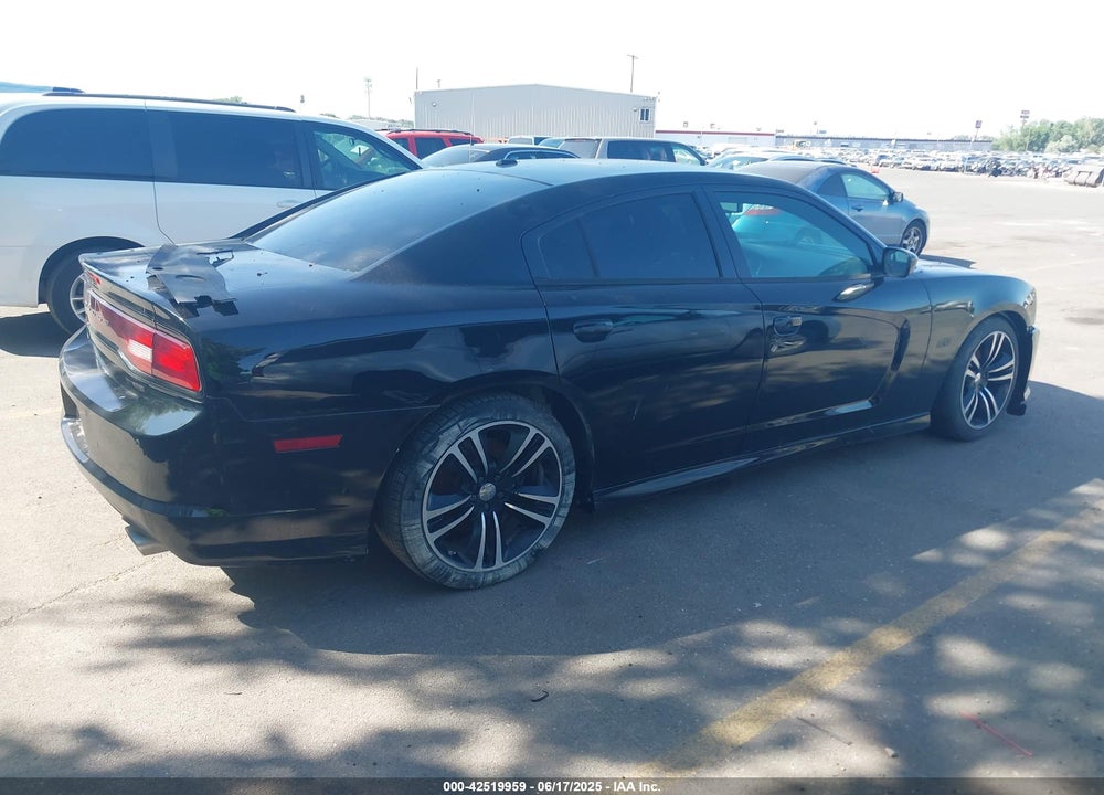 2013 DODGE CHARGER SRT SUPERBEE VIN: 2C3CDXGJ4DH604178