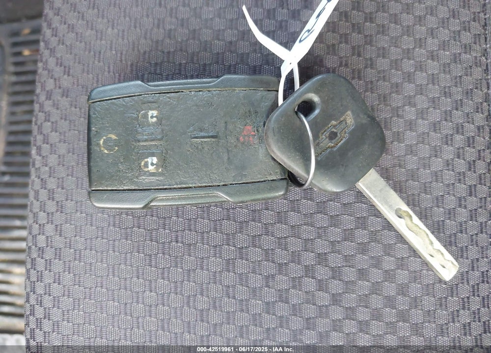 2015 CHEVROLET SILVERADO 1500 VIN: 1GCVKREH3FZ254082