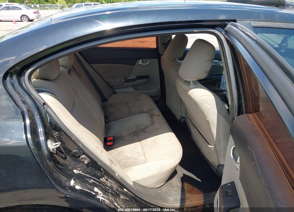 2014 HONDA CIVIC VIN: 19XFB2F82EE040012