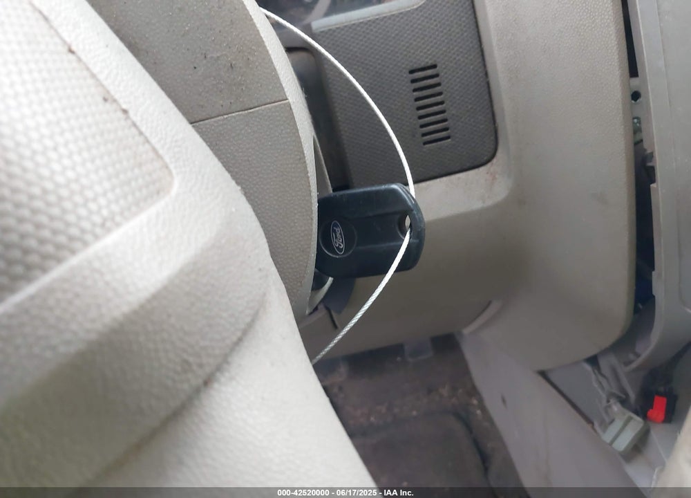 2008 FORD ESCAPE HYBRID VIN: 1FMCU59HX8KE47325