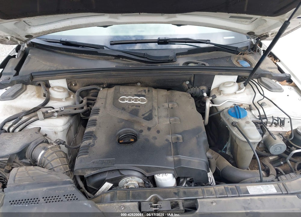 2011 AUDI A4 VIN: WAUAFAFL5BN037896