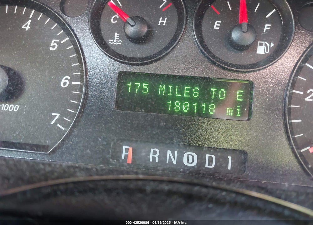2006 FORD TAURUS SE VIN: 1FAFP53226A252857