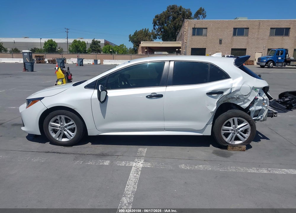 2022 TOYOTA COROLLA SE VIN: JTND4MBE9N3186581