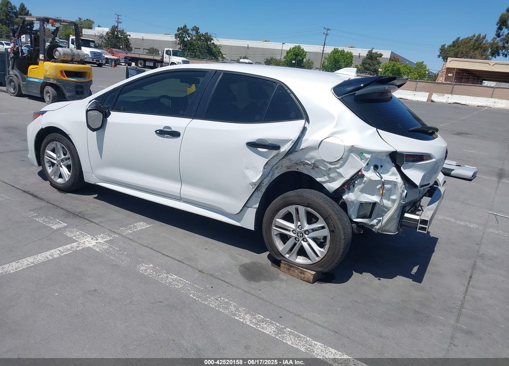 2022 TOYOTA COROLLA SE VIN: JTND4MBE9N3186581
