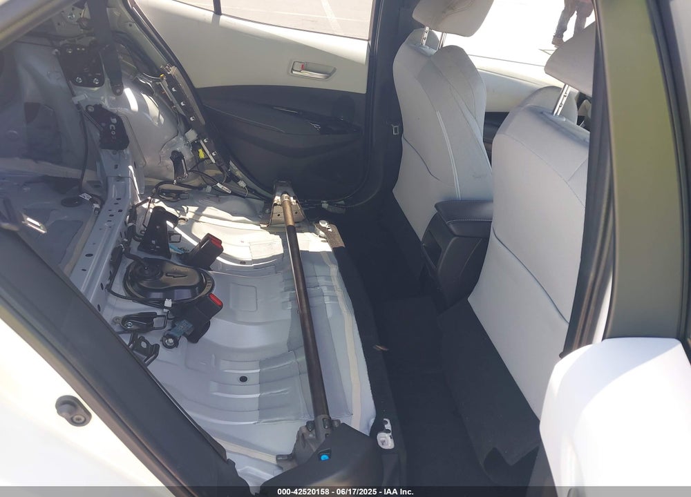 2022 TOYOTA COROLLA SE VIN: JTND4MBE9N3186581