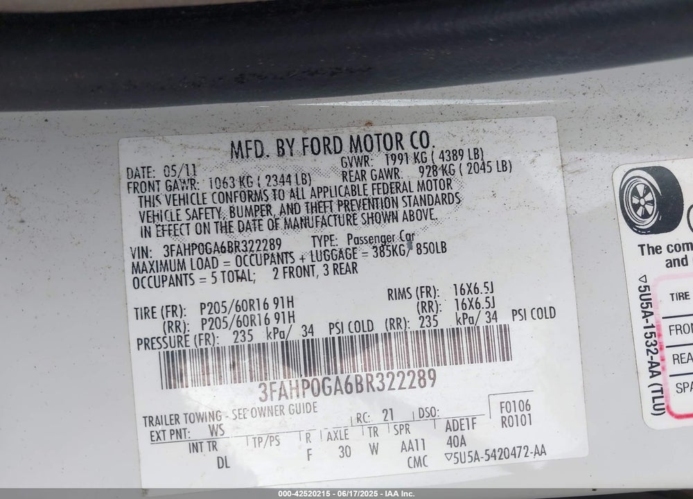 2011 FORD FUSION VIN: 3FAHP0GA6BR322289
