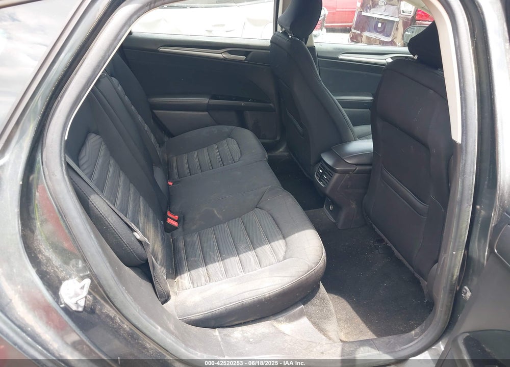 2016 FORD FUSION VIN: 3FA6P0H70GR193516