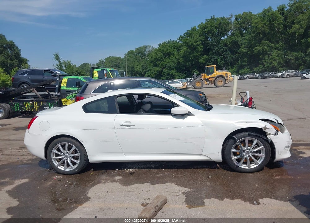 2014 INFINITI Q60 VIN: JN1CV6EL6EM131103