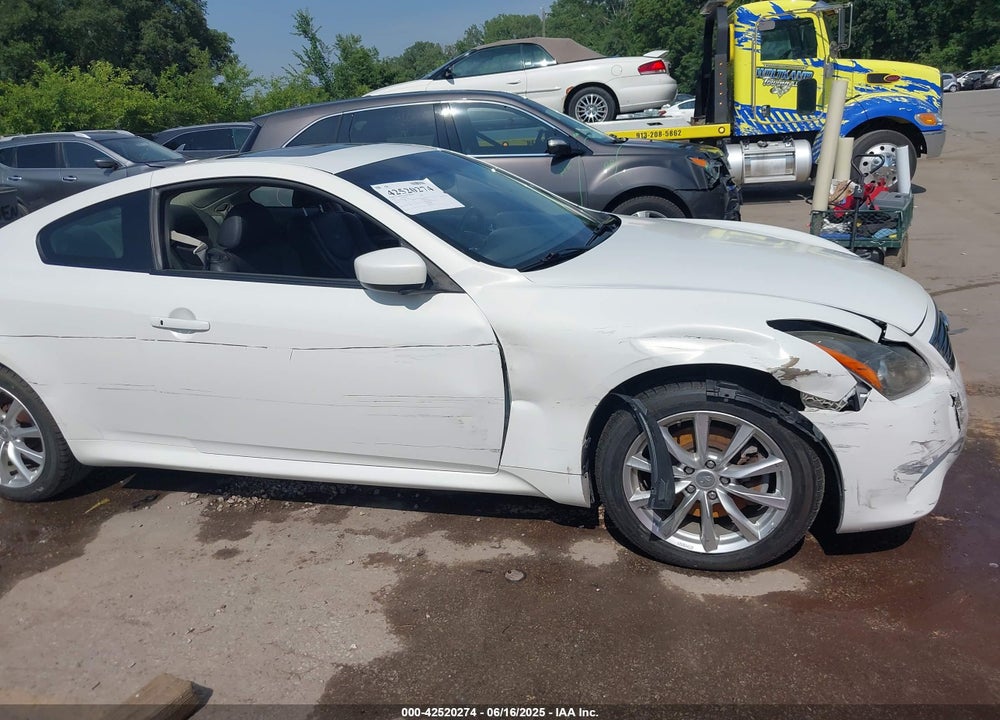 2014 INFINITI Q60 VIN: JN1CV6EL6EM131103