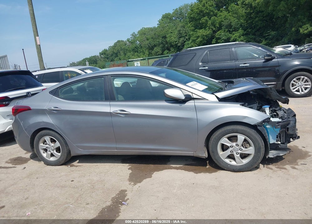2014 HYUNDAI ELANTRA VIN: KMHDH4AE9EU087758
