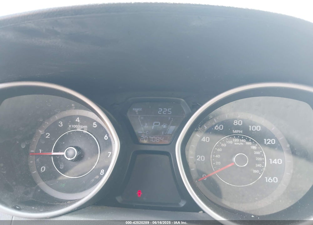 2014 HYUNDAI ELANTRA VIN: KMHDH4AE9EU087758