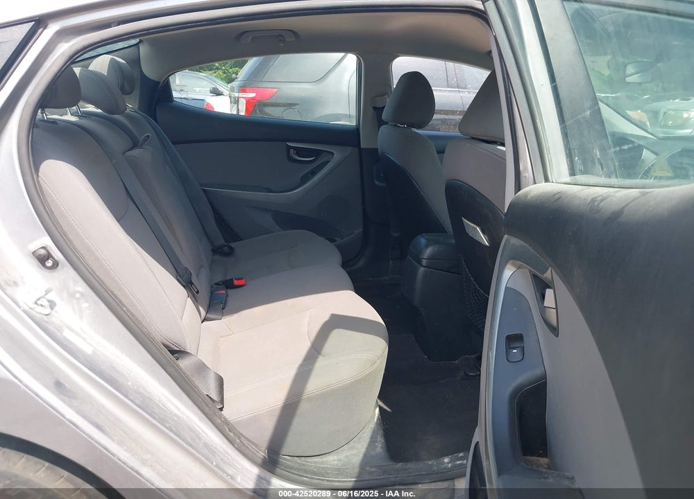 2014 HYUNDAI ELANTRA VIN: KMHDH4AE9EU087758