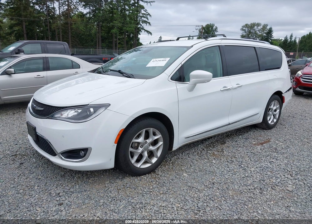 2018 CHRYSLER PACIFICA TOURING L VIN: 2C4RC1BGXJR338043