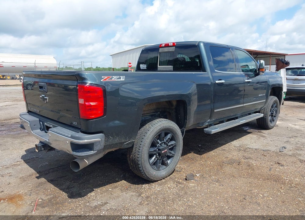 2017 CHEVROLET SILVERADO 2500HD LTZ VIN: 1GC1KWEY0HF129767