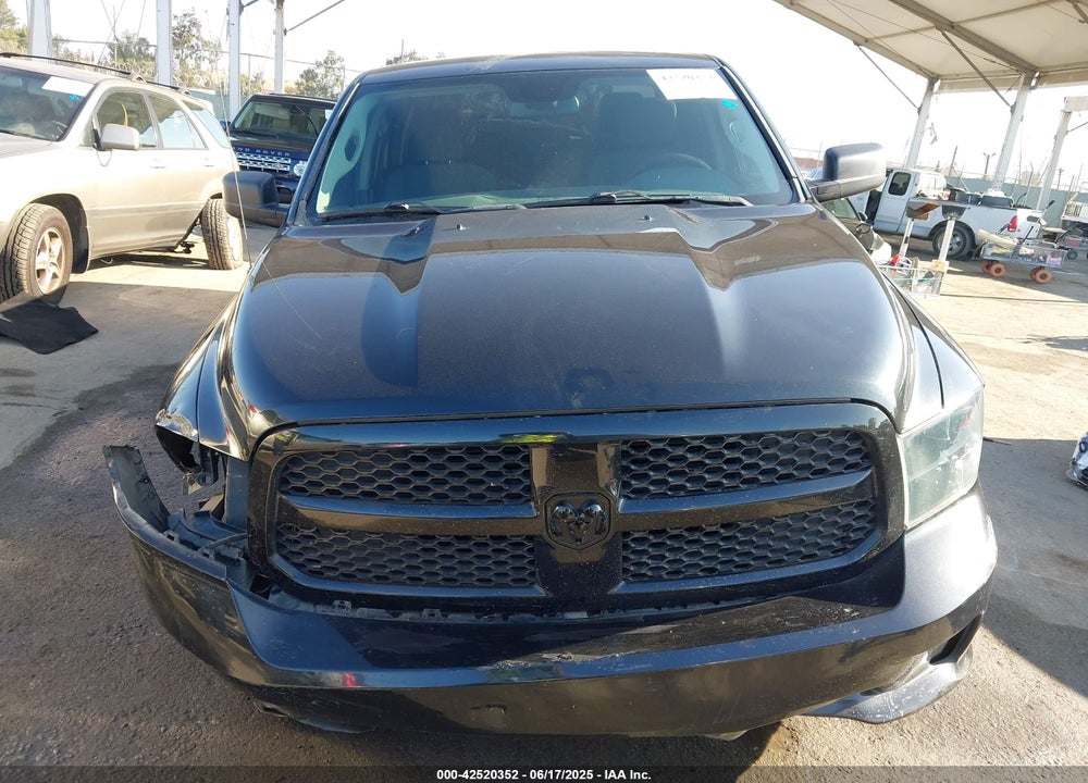 2016 RAM 1500 VIN: 1C6RR6KG9GS183611