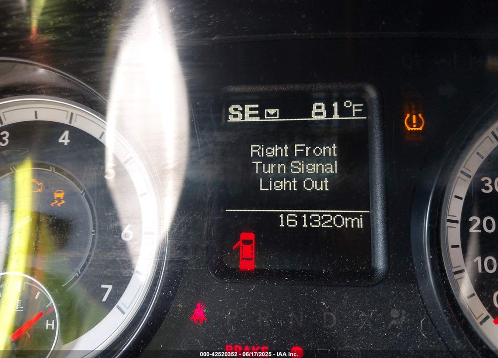 2016 RAM 1500 VIN: 1C6RR6KG9GS183611