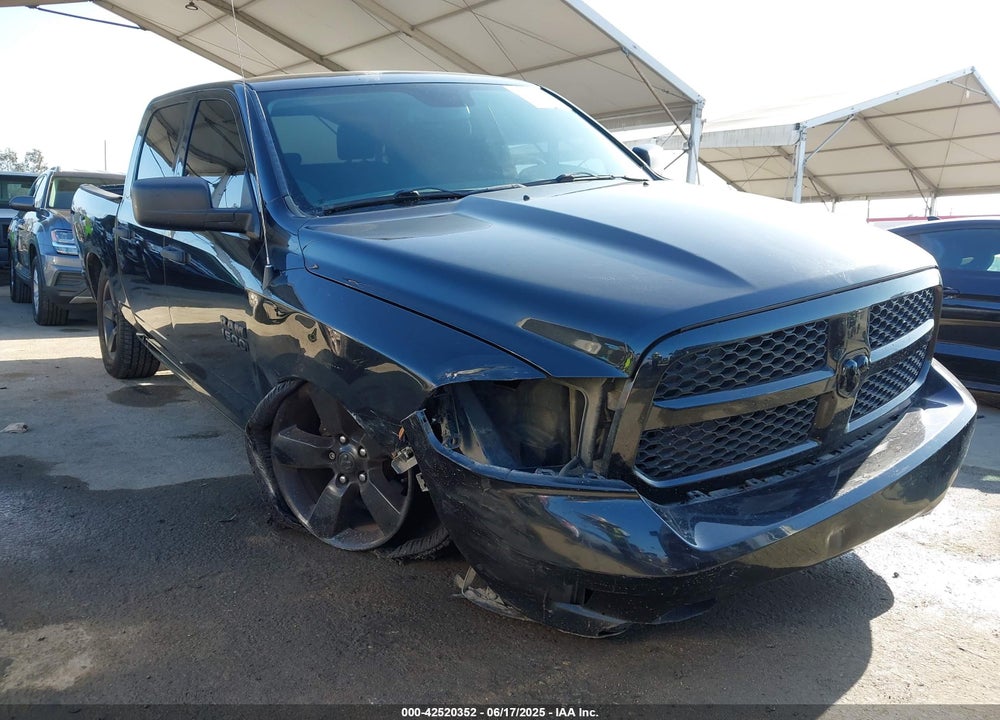 2016 RAM 1500 VIN: 1C6RR6KG9GS183611