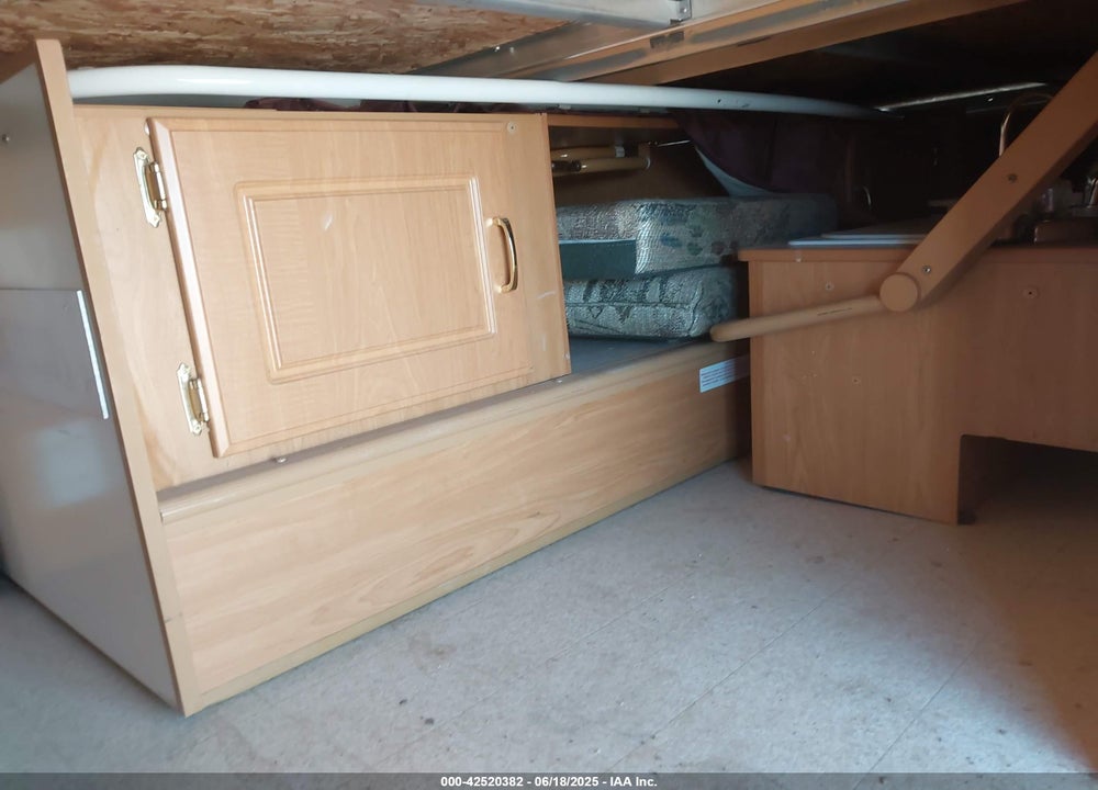 2002 COLEMAN BAYSIDE POP UP CAMPER VIN: 4CP678H1727231927