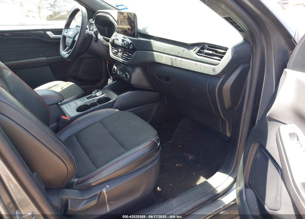2025 FORD ESCAPE ST LINE VIN: 1FMCU0MN8SUA09561