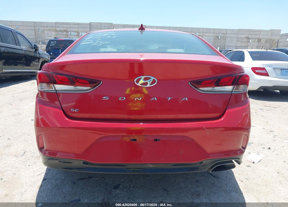 2019 HYUNDAI SONATA VIN: 5NPE24AF5KH752583