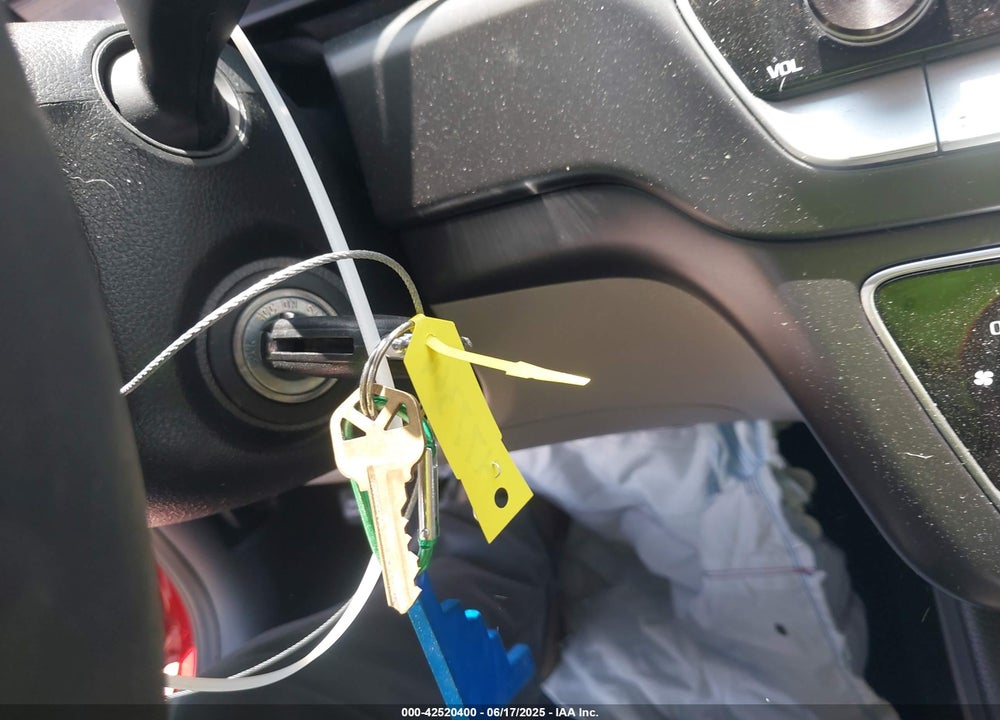 2019 HYUNDAI SONATA VIN: 5NPE24AF5KH752583