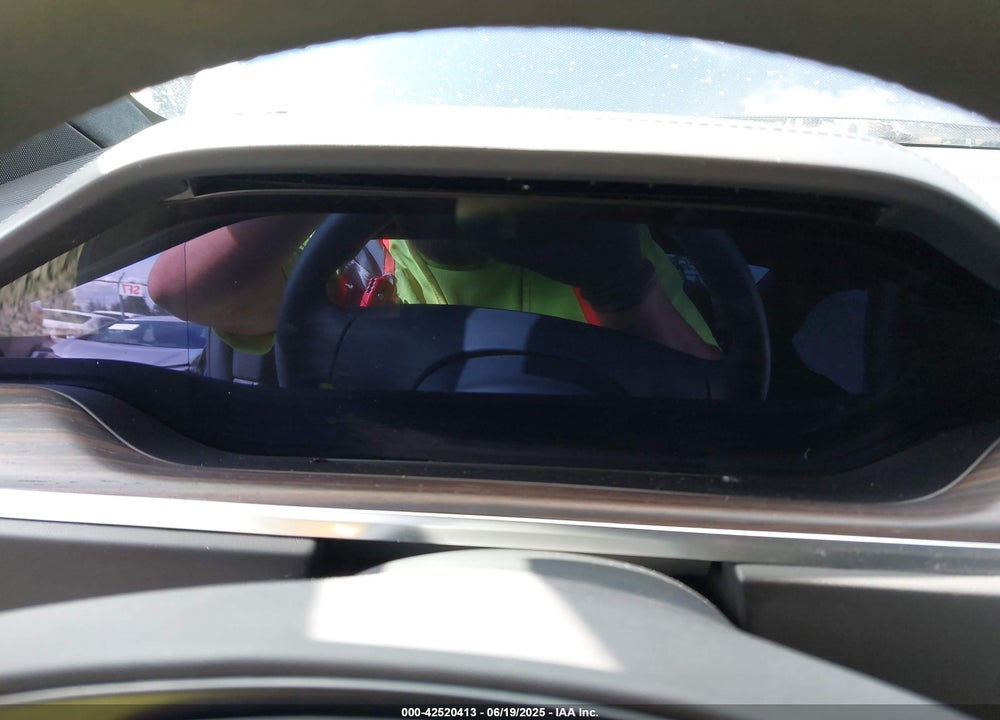 2024 TESLA MODEL X VIN: 7SAXCBE5XRF432411
