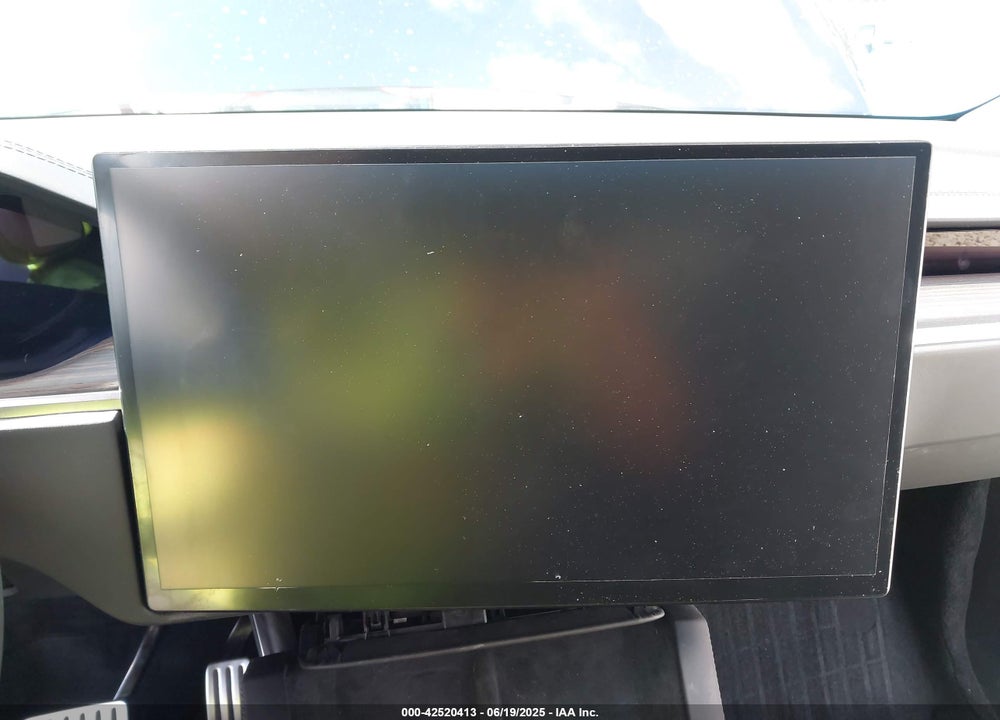 2024 TESLA MODEL X VIN: 7SAXCBE5XRF432411