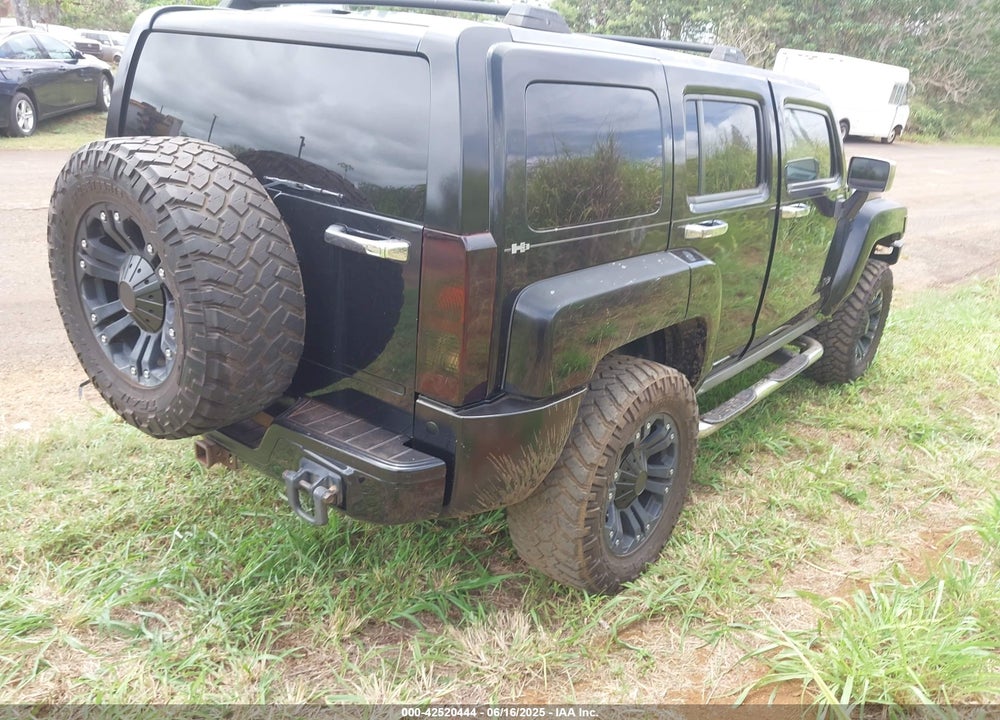 2008 HUMMER H3 VIN: 5GTEN13E188139547